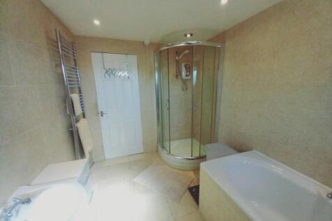 BATHROOM ONE