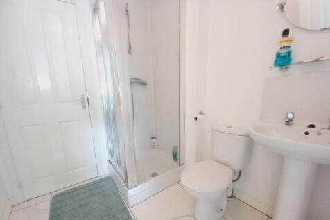 JACK AND JILL BATHROOM