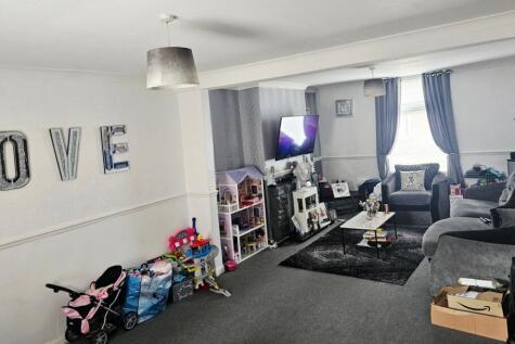 LOUNGE AND DINING ROOM
