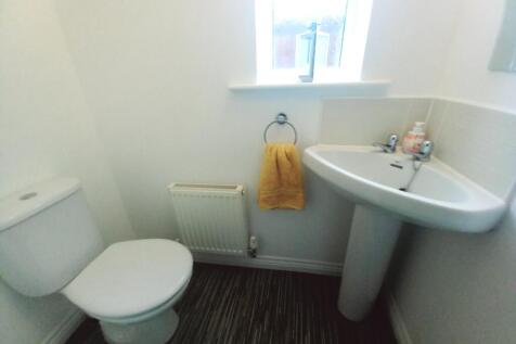 GROUND FLOOR WC