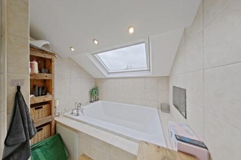 Main bath photo only
