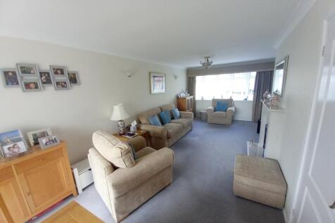 LOUNGE AND DINING ROOM