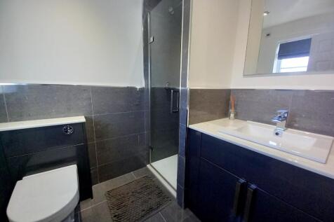 BEDROOM ONE EN SUITE