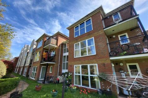 Rear Communal Gardens