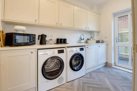 Show home utility