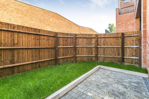 Duplex garden