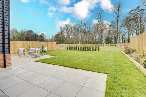 Plot 4 garden