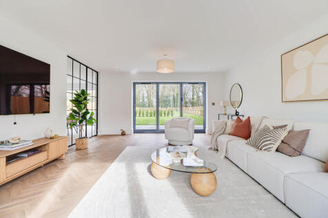 Plot 4 living room