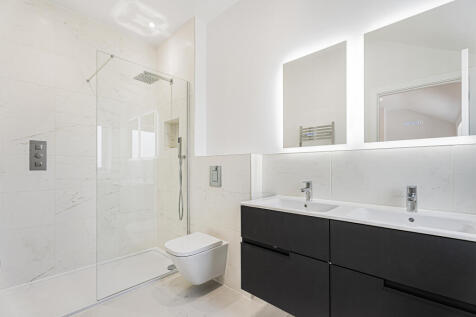Plot 2 ensuite