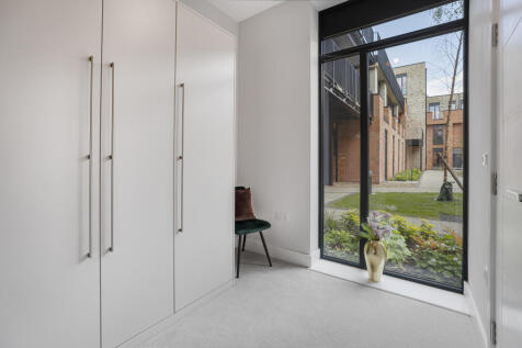 G3 bedroom