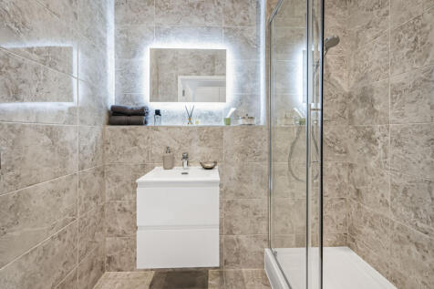 G3 ensuite