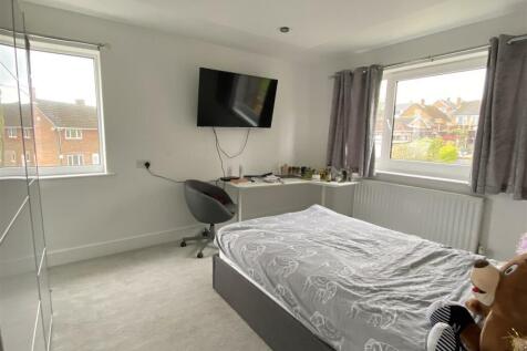 new bed 1.JPG