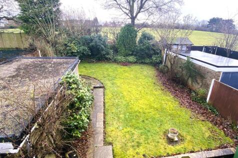 rear garden.JPG