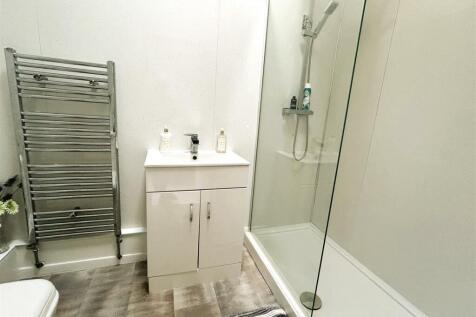 shower room.JPG