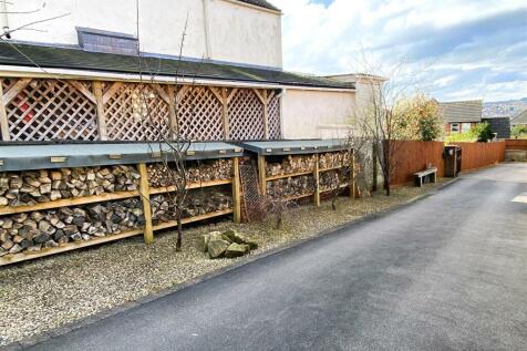 wood store.JPG