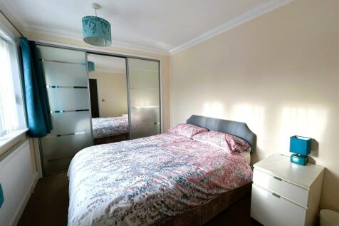 bed2.JPG