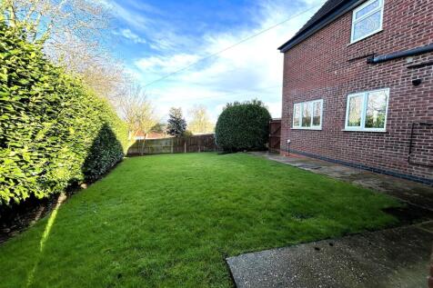 LAWN REAR.JPG