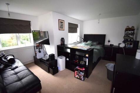 Bedroom 2.jpeg
