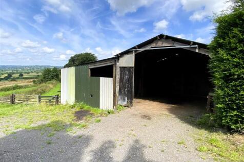 tractor shed stable.JPG