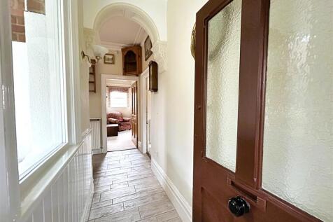 hallway.JPG
