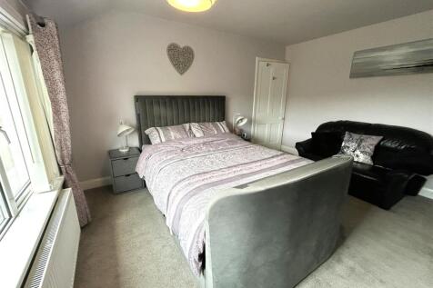 bed1.JPG