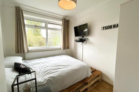 bed5.JPG