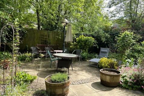 patio.JPG