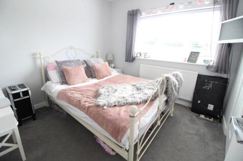 bed 2.JPG
