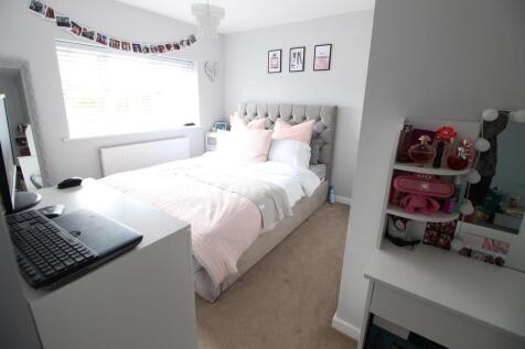 bed 3.JPG