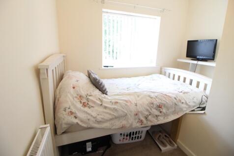 bed 4.JPG