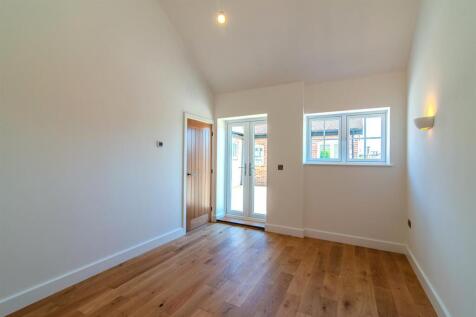 bedroom 3.jpg
