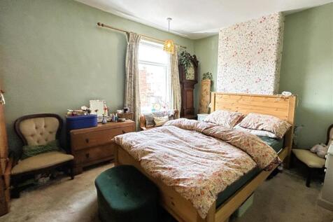 bed1.JPG