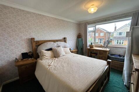 bed1.JPG