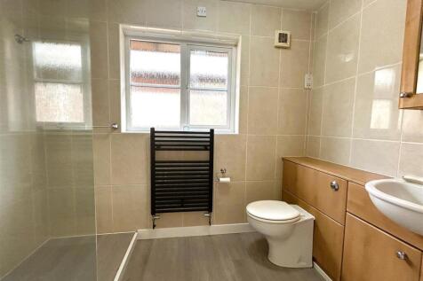shower room.JPG