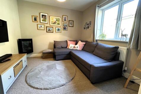 sitting room.JPG