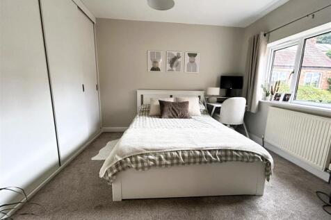 bed 2.JPG