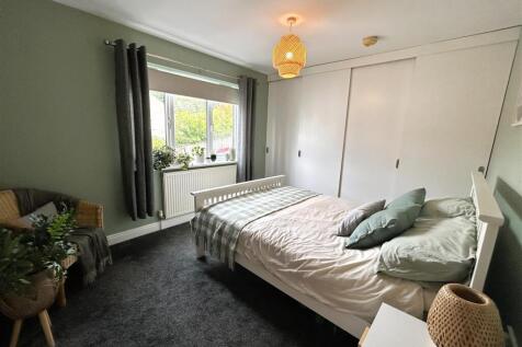 bed 3.JPG