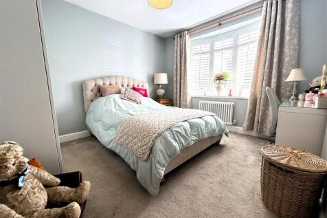 bed 2.JPG