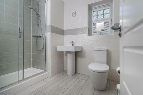 En Suite Shower Room