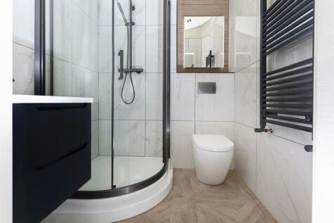 En Suite Shower Room