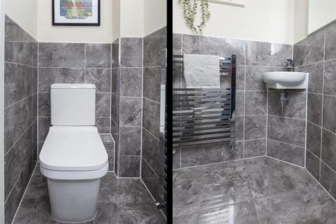 Downstaris WC