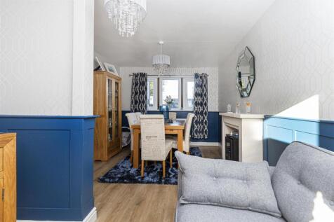 Dining/Sitting Room