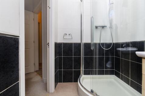 En Suite Shower Room