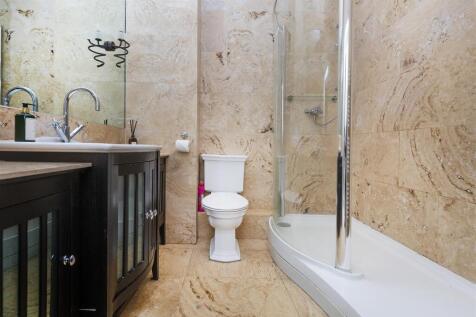En Suite Shower Room