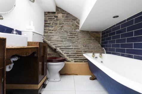En Suite Bathroom