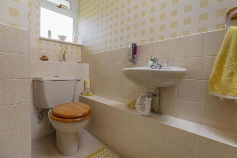 Cloakroom WC