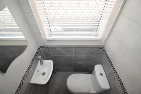 Cloakroom/WC