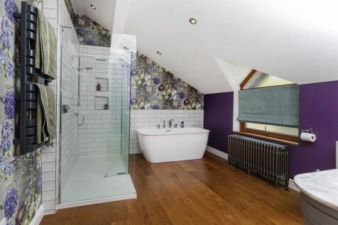 En Suite Bathroom