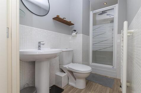En Suite Shower Room