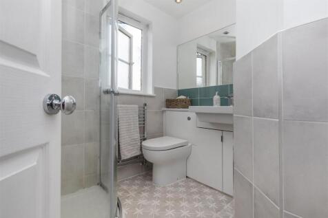 En Suite Shower Room